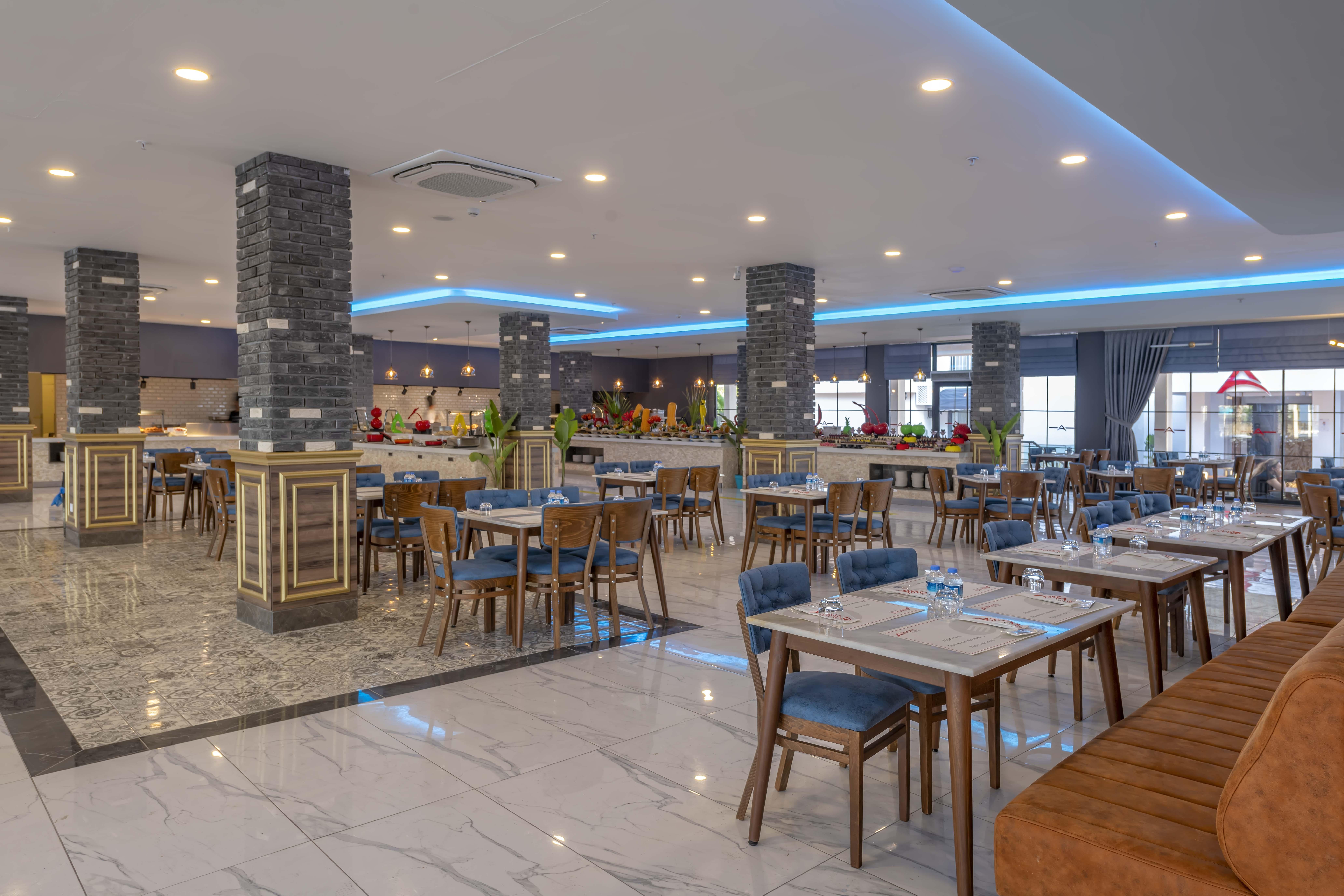 安塔利亚 Royal Towers Lara酒店 外观 照片
